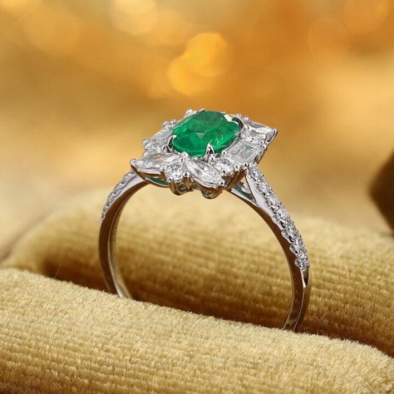 Ruif Jewelry Classic Design PT950 Platinum Ring 0.73ct Lab Grown Emerald and 0.69ct Lab Grown Diamond Ring Gemstone Jewelry