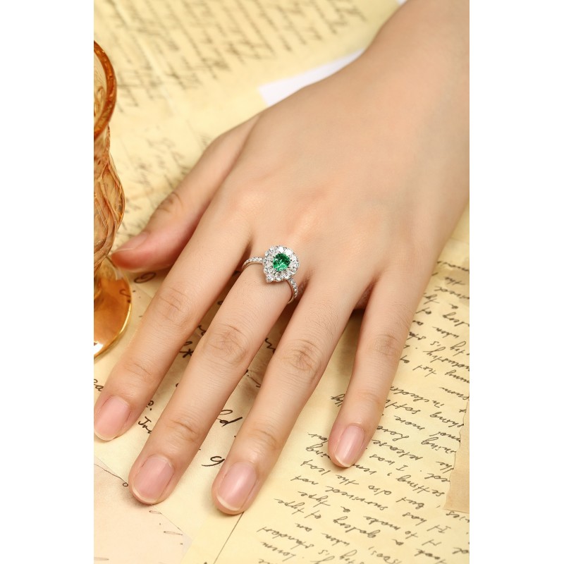 Ruif Jewelry Classic Design PT950 Platinum Ring 0.63ct Lab Grown Emerald and 1.2ct Lab Grown Diamond Ring Gemstone Jewelry Ruif Jewelry Classic Design PT950 Platinum Ring 0.63ct Lab Grown Emerald and 1.2ct Lab Grown Diamond Ring Gemstone Jewelry