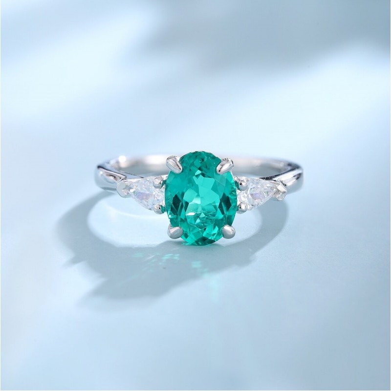 Ruif Jewelry Classic Design PT950 Platinum Ring 1.47ct Lab Grown Emerald and 0.3ct Lab Grown Diamond Ring Gemstone Jewelry