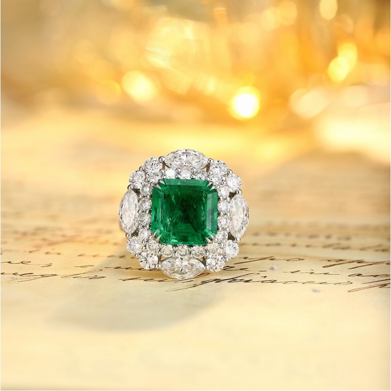 Ruif Jewelry Classic Design PT950 Platinum Ring 3.41ct Lab Grown Emerald and 2.708ct Lab Grown Diamond Ring Gemstone Jewelry