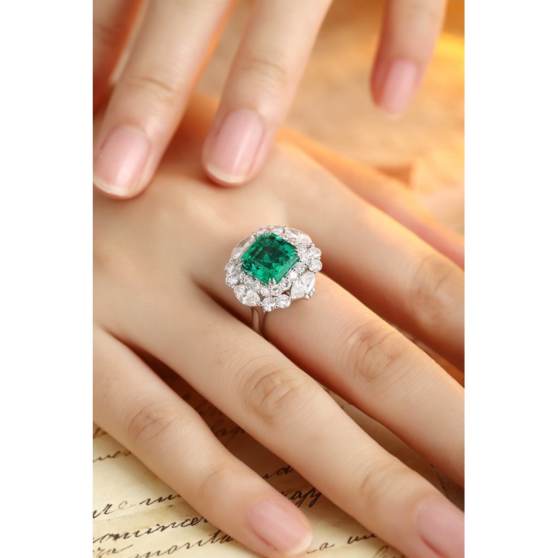 Ruif Jewelry Classic Design PT950 Platinum Ring 3.41ct Lab Grown Emerald and 2.708ct Lab Grown Diamond Ring Gemstone Jewelry