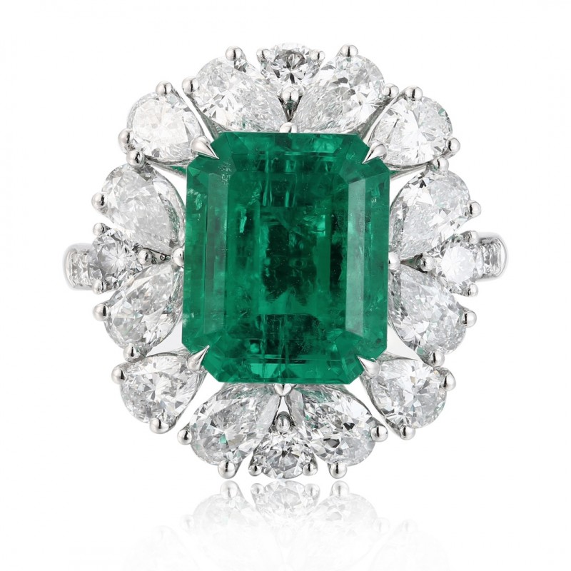 Ruif Jewelry Classic Design PT950 Platinum Ring 8.63ct Lab Grown Emerald and 2.381ct Lab Grown Diamond Ring Gemstone Jewelry