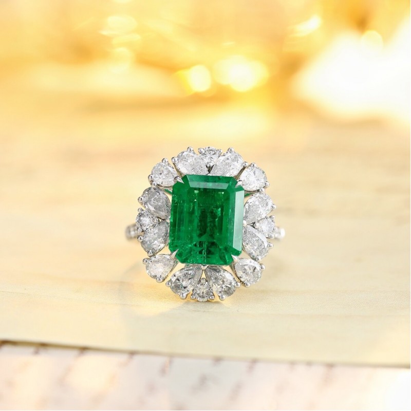 Ruif Jewelry Classic Design PT950 Platinum Ring 8.63ct Lab Grown Emerald and 2.381ct Lab Grown Diamond Ring Gemstone Jewelry