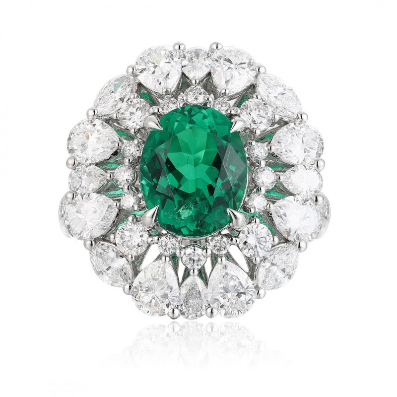 Ruif Jewelry Classic Design PT950 Platinum Ring 2.52ct Lab Grown Emerald and 3.146ct Lab Grown Diamond Ring Gemstone Jewelry