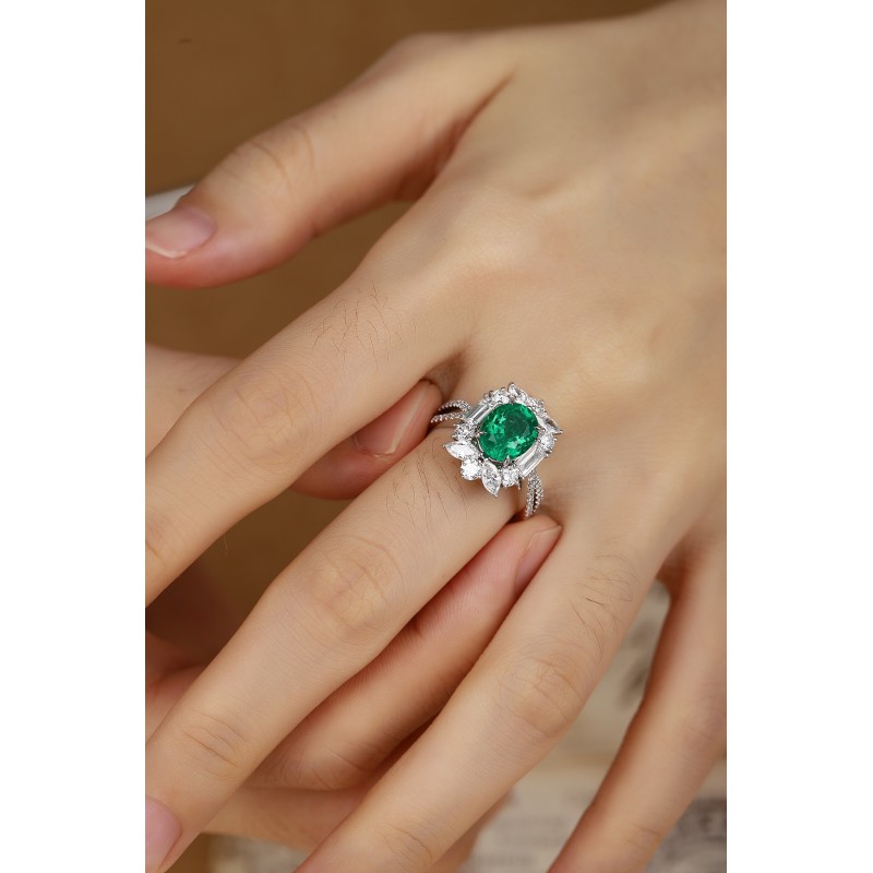 Ruif Jewelry Classic Design PT950 Platinum Ring 2.52ct Lab Grown Emerald and 1.823ct Lab Grown Diamond Ring Gemstone Jewelry