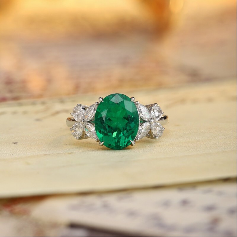 Ruif Jewelry Classic Design PT950 Platinum Ring 2.68ct Lab Grown Emerald and 0.597ct Lab Grown Diamond Ring Gemstone Jewelry
