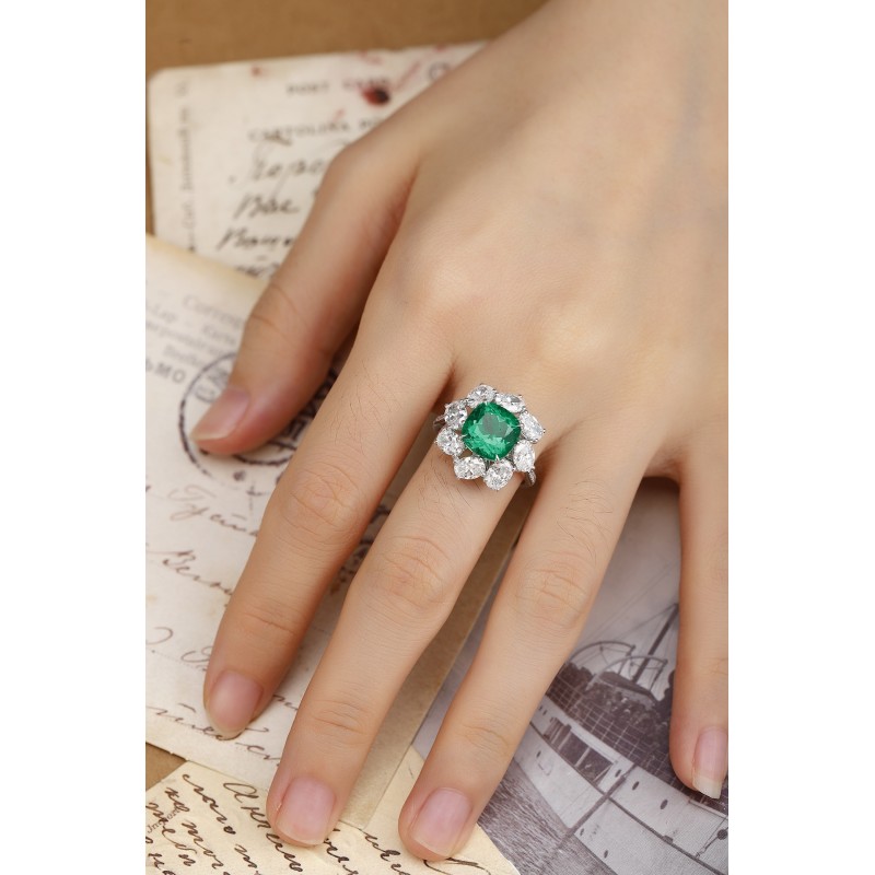 Ruif Jewelry Classic Design PT950 Platinum Ring 2.98ct Lab Grown Emerald and 2.595ct Lab Grown Diamond Ring Gemstone Jewelry