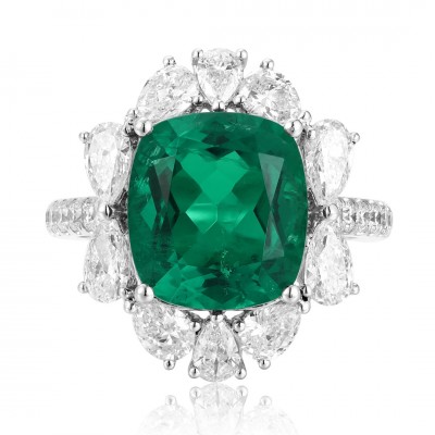 Ruif Jewelry Classic Design PT950 Platinum Ring 4.57ct Lab Grown Emerald and 1.744ct Lab Grown Diamond Ring Gemstone Jewelry