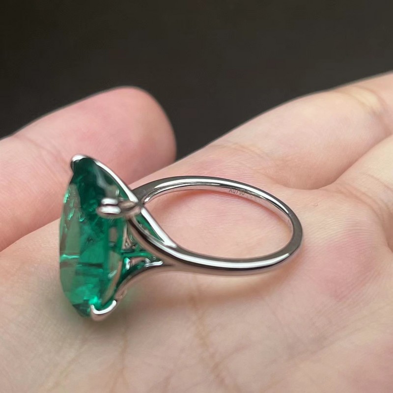Ruif Jewelry Classic Design 18K White Gold 7.735ct Lab Grown Emerald Ring Gemstone Jewelry