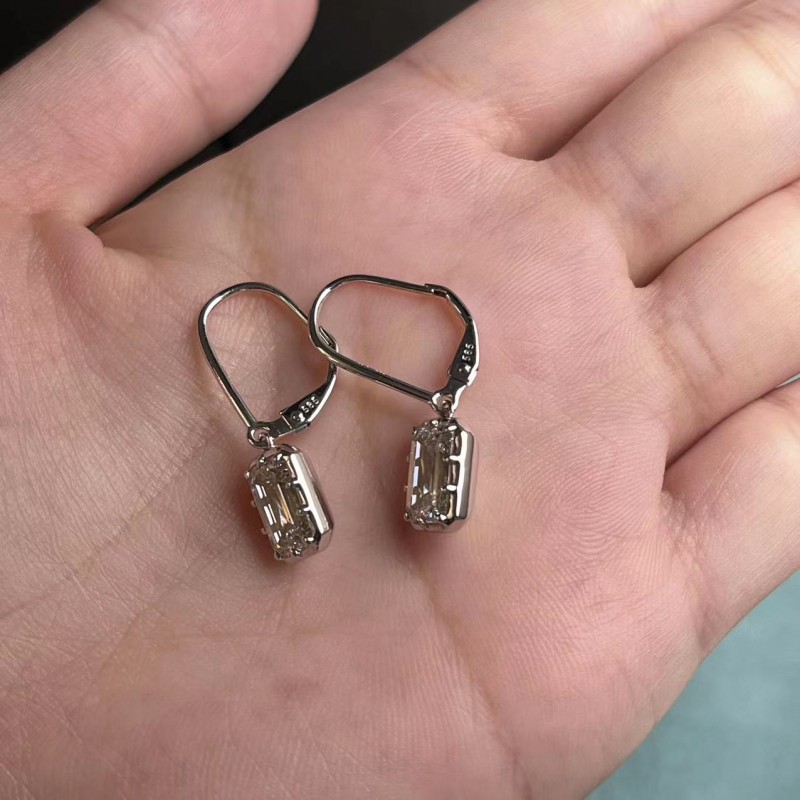 Ruif Jewelry Customized 14k White Gold 1.5ctx2pcs Lab Grown Diamond Earrings Emerald Shape Classic Engagement Band Jewelry 