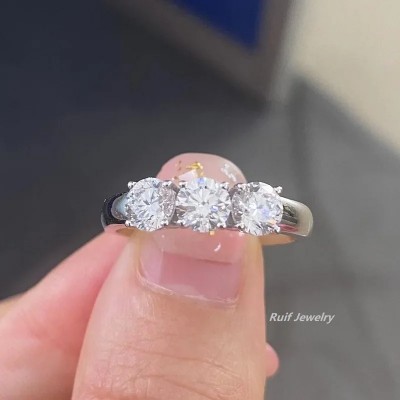 Ruif Jewelry Customized 18K White Gold 1.52ct Lab Grown Diamond Ring Classic Three Stones Engagement Band Jewelry for Women
