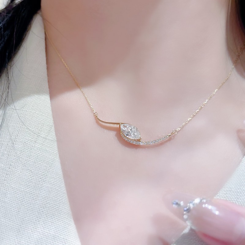 Ruif Jewelry 18K Yellow Gold 0.90ct Lab Diamond Nacklace Custom Jewelry for Party Gift