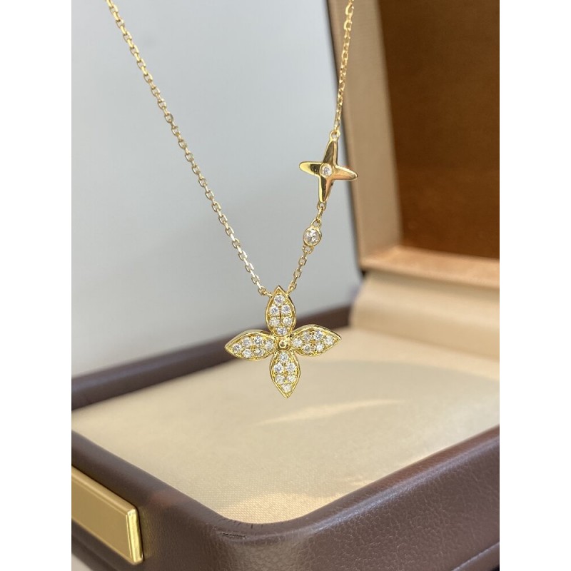 Ruif Jewelry Classic Design 18K Light Gold Gold Four Leaf Natural Diamond Necklace Wholesale price necklace