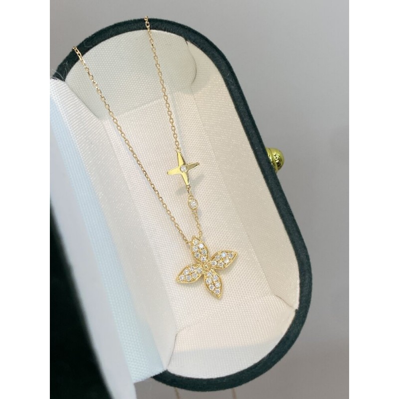 Ruif Jewelry Classic Design 18K Light Gold Gold Four Leaf Natural Diamond Necklace Wholesale price necklace