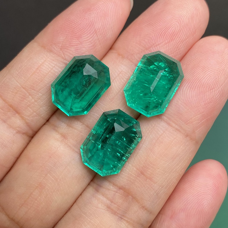 Ruif Jewelry Top Quality 10x14mm Big Corner Emerald Cut Lab Grown Emeralds Columbia Color Loose Gemstone for Diy Jewelry Making