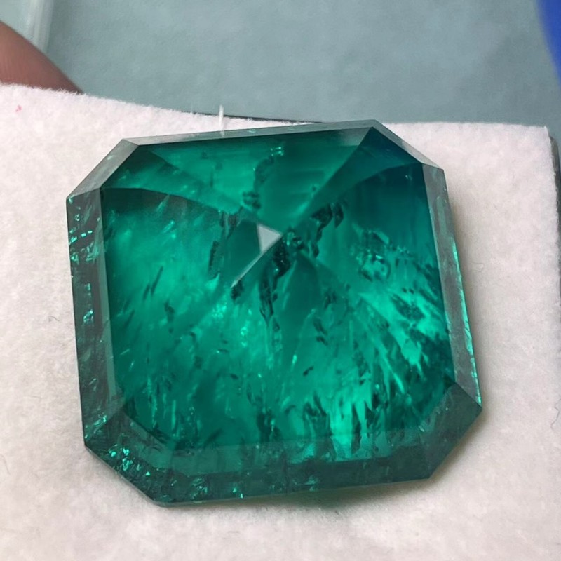 Pirmiana Big Size Asscher Cut 27x27mm90ct Lab Grown Emeralds with Inclushions Like Natural Emerald Gemstone for Jewelry Making Pirmiana Big Size Asscher Cut 27x27mm90ct Lab Grown Emeralds with Inclushions Like Natural Emerald Gemstone for Jewelry Making