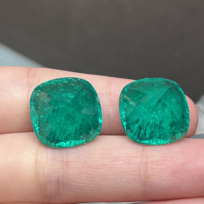 Ruif Jewelry Top Quality 15x15mm2pcs Cushion Cut Lab Grown Emeralds Columbia Color Loose Gemstone for Diy Jewelry Making