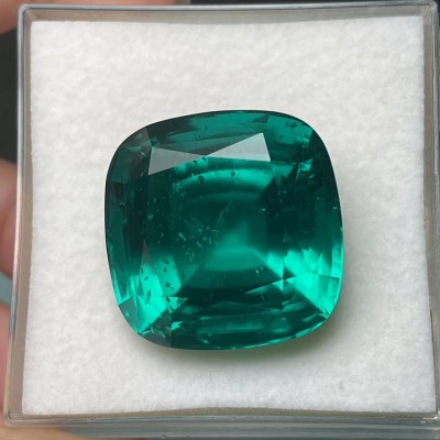 Ruif Jewelry Top Quality 26x26mm80ct Cushion Cut Lab Grown Emeralds Columbia Color Loose Gemstone for Diy Jewelry Making