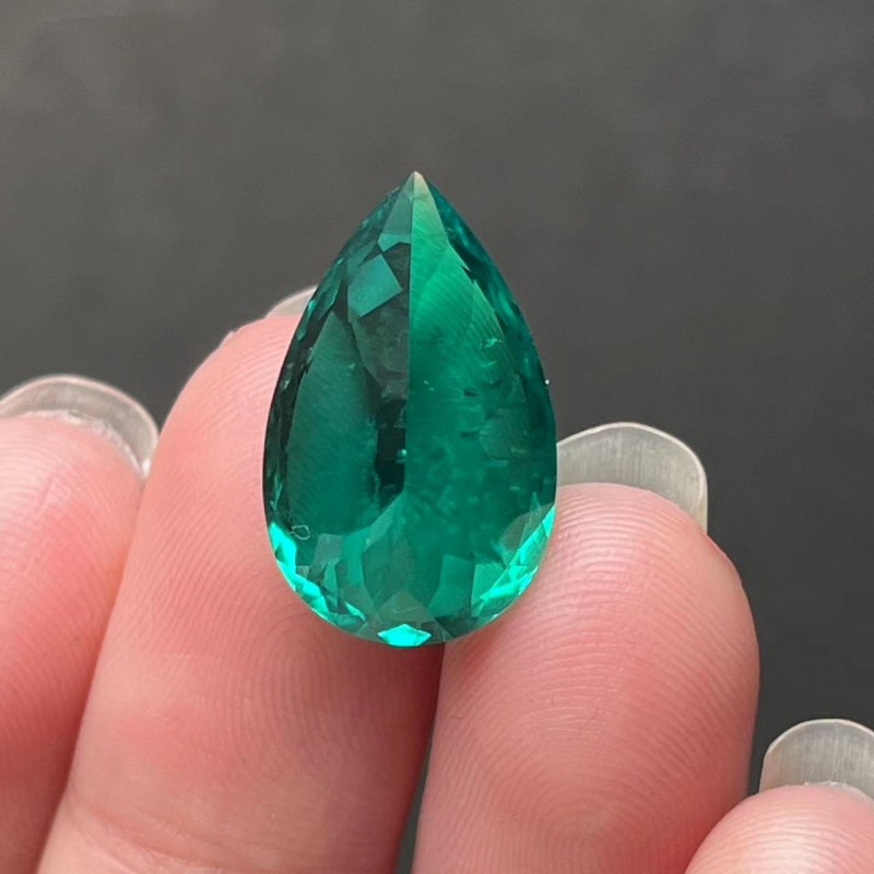 Ruif Jewelry Top Quality Pear Shape 11x18mm 8.09ct Lab Grown Emeralds Columbia Color Loose Gemstone for Diy Jewelry Making