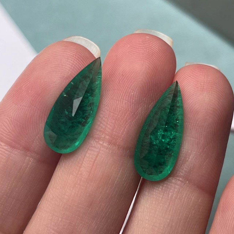 Ruif Jewelry Top Quality Pear Shape 7x17mm Lab Grown Emeralds Columbia Color Loose Gemstone for Diy Jewelry Making Ruif Jewelry Top Quality Pear Shape 7x17mm Lab Grown Emeralds Columbia Color Loose Gemstone for Diy Jewelry Making