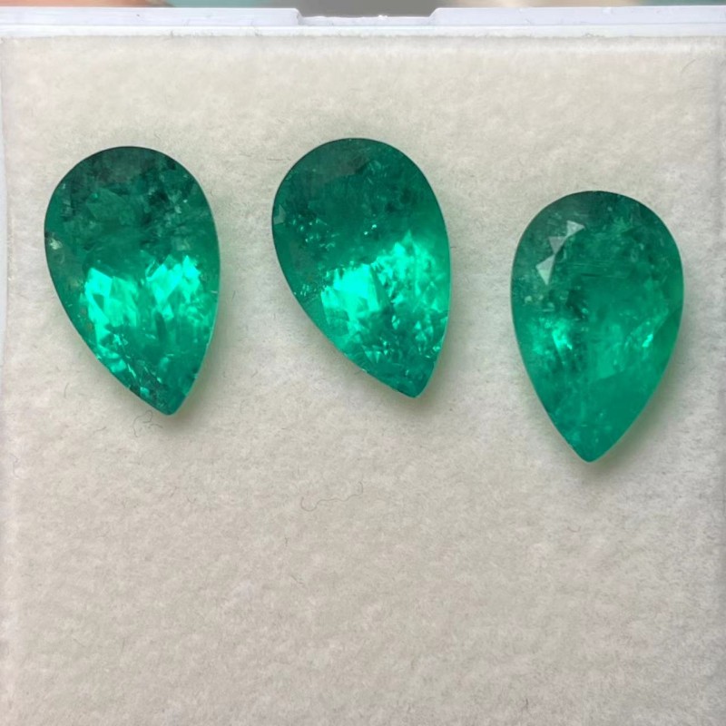 Ruif Jewelry Top Quality Pear Shape 10x16mm Lab Grown Emeralds Columbia Color Loose Gemstone for Diy Jewelry Making Ruif Jewelry Top Quality Pear Shape 10x16mm Lab Grown Emeralds Columbia Color Loose Gemstone for Diy Jewelry Making