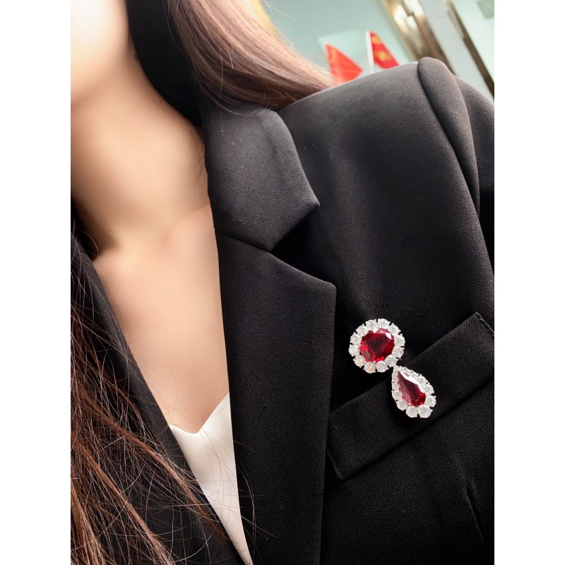 Ruif Jewelry 18K White Gold 21.52ct Lab Ruby Brooch Red Color Cubic Zircon Brooch Fashion Jewelry Ruif Jewelry 18K White Gold 21.52ct Lab Ruby Brooch Red Color Cubic Zircon Brooch Fashion Jewelry
