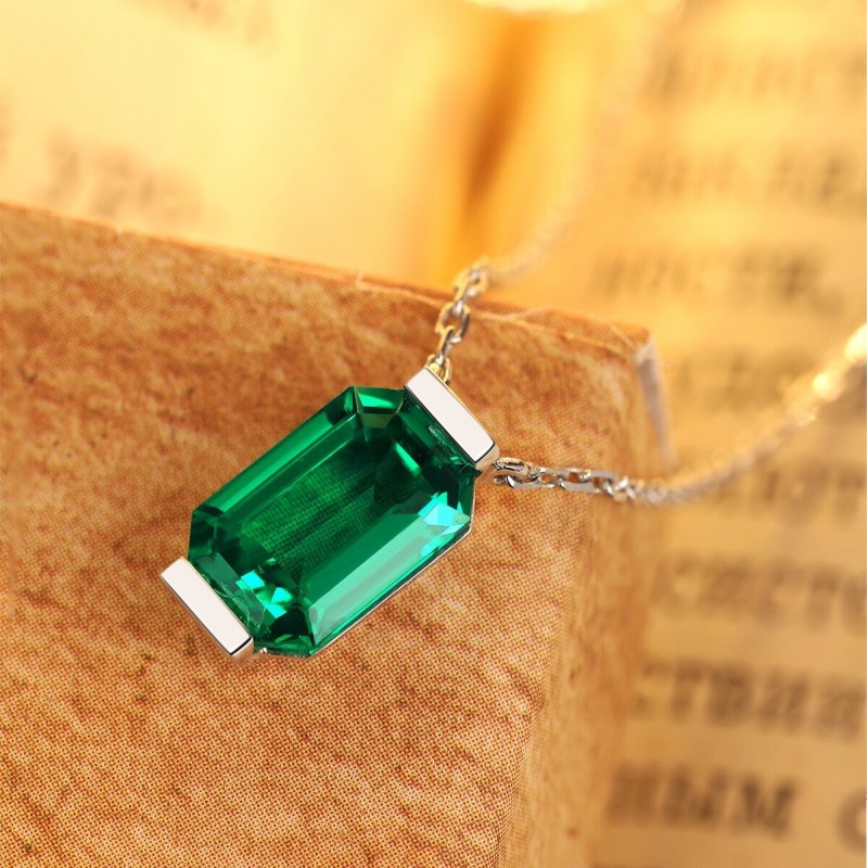 Ruif Jewelry Classic Design 18K White Gold 1.51ct Lab Grown Emerald Pendant Necklace Gemstone Jewelry