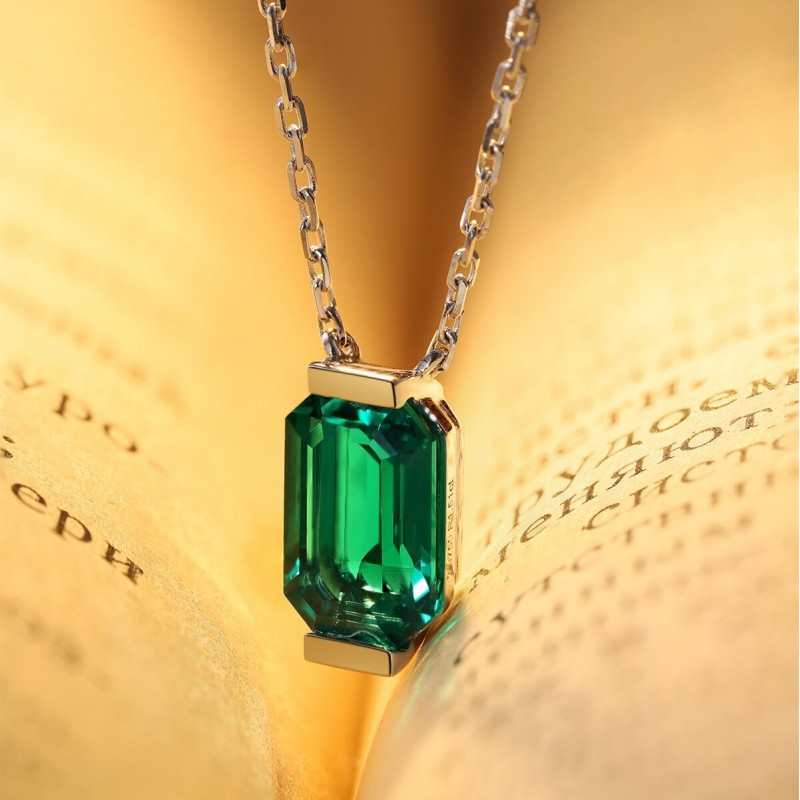 Ruif Jewelry Classic Design 18K White Gold 1.51ct Lab Grown Emerald Pendant Necklace Gemstone Jewelry