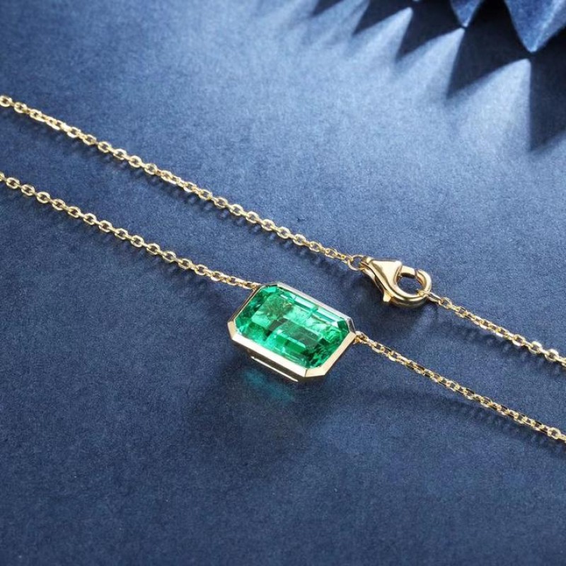 Ruif Jewelry Classic Design 18K Yellow Gold 2.37ct Lab Grown Emerald Pendant Necklace Gemstone Jewelry