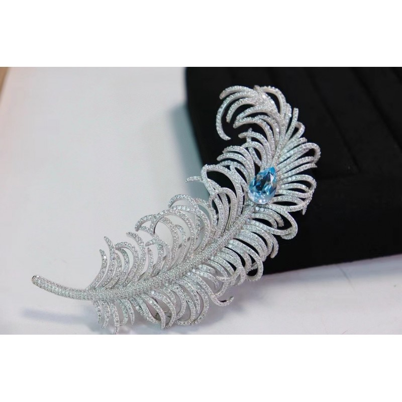 Ruif Jewelry Blue Feather Brooch S925 Silver Brooch Women Jewelry 5A Cubic Zircona Gemstone Fashion Jewelry Ruif Jewelry Blue Feather Brooch S925 Silver Brooch Women Jewelry 5A Cubic Zircona Gemstone Fashion Jewelry
