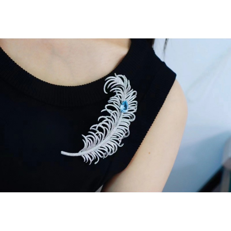 Ruif Jewelry Blue Feather Brooch S925 Silver Brooch Women Jewelry 5A Cubic Zircona Gemstone Fashion Jewelry Ruif Jewelry Blue Feather Brooch S925 Silver Brooch Women Jewelry 5A Cubic Zircona Gemstone Fashion Jewelry