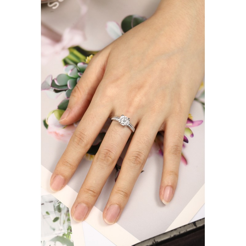 Ruif Jewelry Classic Design PT950 Platinum 1.01ct Lab Grown Diamond Ring Gemstone Jewelry Ruif Jewelry Classic Design PT950 Platinum 1.01ct Lab Grown Diamond Ring Gemstone Jewelry