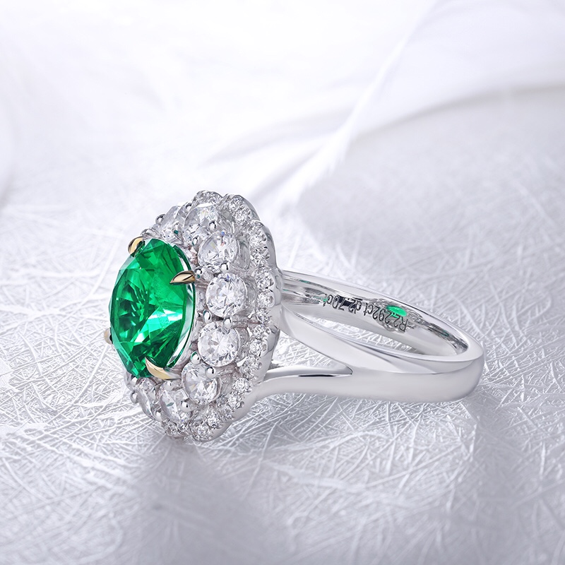 Ruif Jewelry Classic Design 9K White Gold 2.3ct Lab Grown Emerald Ring Gemstone Jewelry