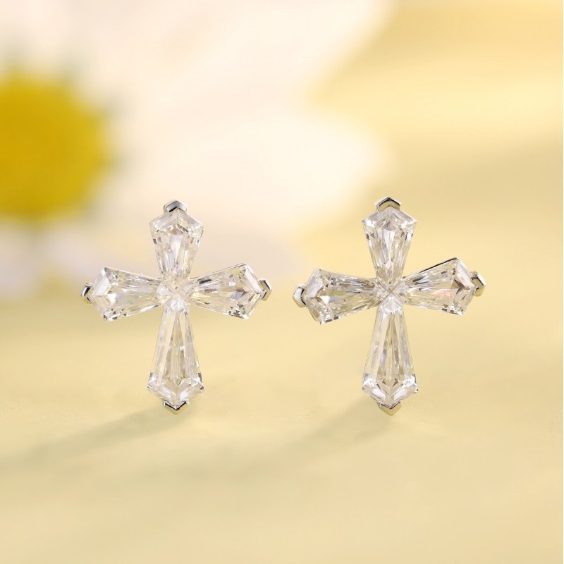 Ruif Jewelry Classic Design 9K White Gold 4.5ct White Color Simulated Diamond Earrings Gemstone Jewelry Ruif Jewelry Classic Design 9K White Gold 4.5ct White Color Simulated Diamond Earrings Gemstone Jewelry