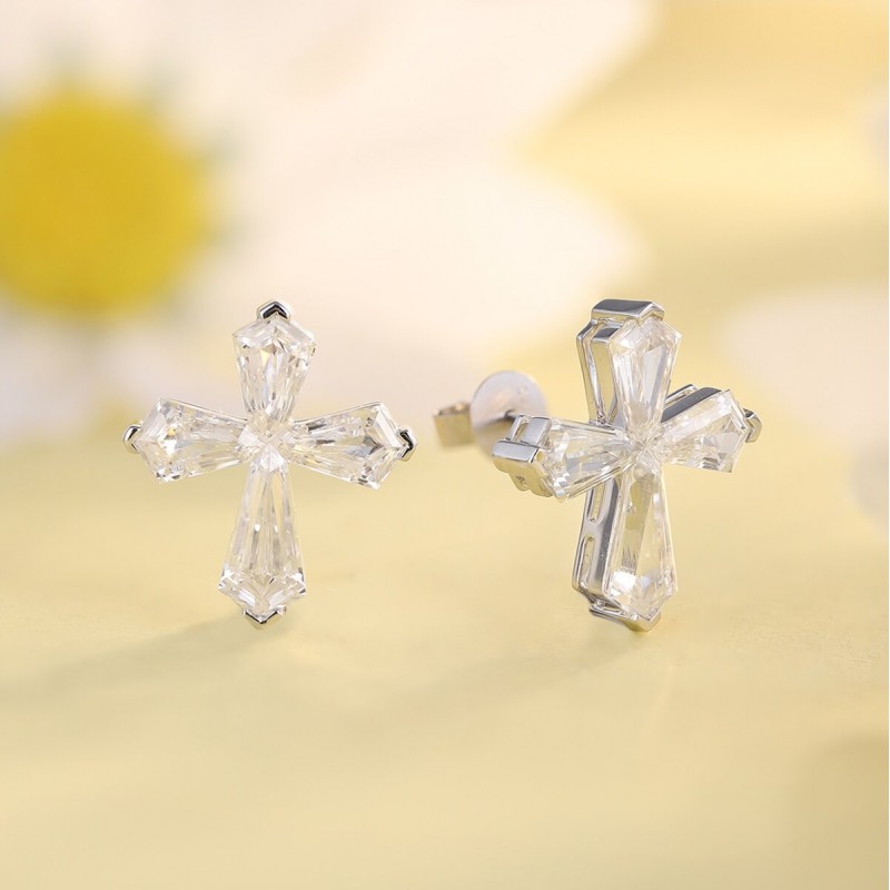 Ruif Jewelry Classic Design 9K White Gold 4.5ct White Color Simulated Diamond Earrings Gemstone Jewelry Ruif Jewelry Classic Design 9K White Gold 4.5ct White Color Simulated Diamond Earrings Gemstone Jewelry