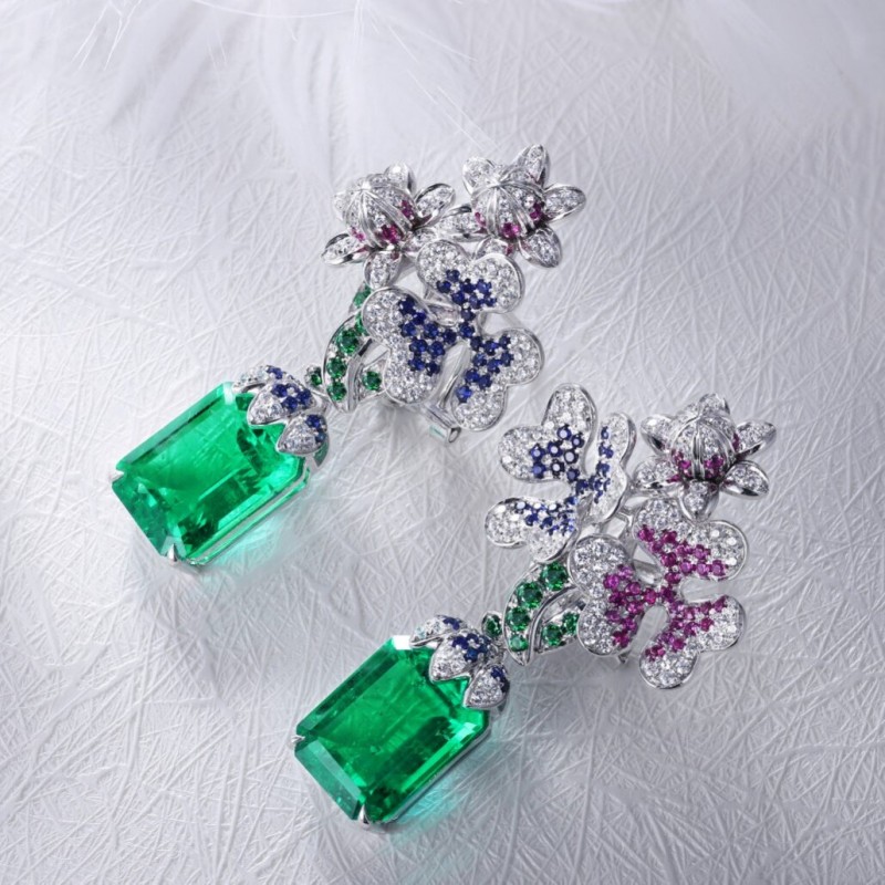 Ruif Jewelry Classic Design 9K White Gold 7.06ct Lab Grown Emerald Earrings Hand Made Gemstone Jewelry Ruif Jewelry Classic Design 9K White Gold 7.06ct Lab Grown Emerald Earrings Hand Made Gemstone Jewelry