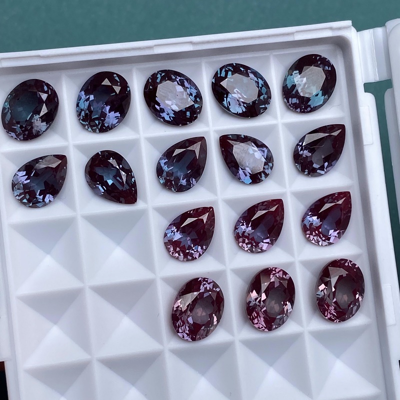 Ruif Jewelry New Product Oval Shape Color-changing Lab Grown Alexandrite Gemstone For Diy Jewelry