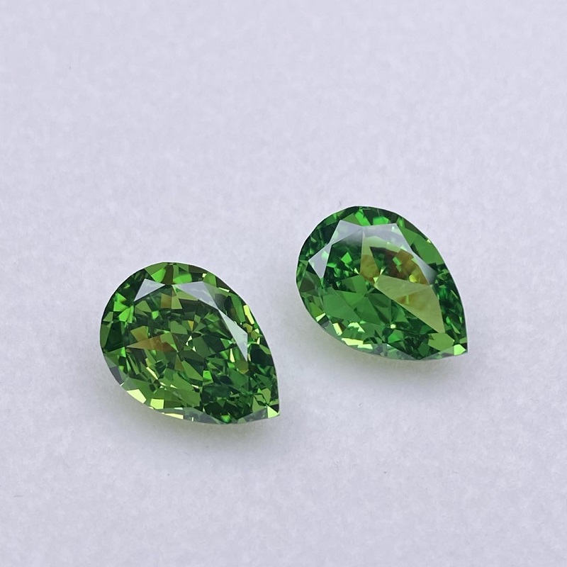 RUIF Jewelry Pear Shape M-Green Color Crushed Ice Cutting Cubic Zirconia Stone Hand Make High Carbon CZ Diamond RUIF Jewelry Pear Shape M-Green Color Crushed Ice Cutting Cubic Zirconia Stone Hand Make High Carbon CZ Diamond