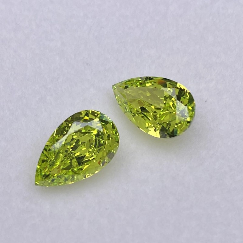 RUIF Jewelry Pear Shape L-Apple Green Color Crushed Ice Cutting Cubic Zirconia Stone Hand Make High Carbon CZ Diamond RUIF Jewelry Pear Shape L-Apple Green Color Crushed Ice Cutting Cubic Zirconia Stone Hand Make High Carbon CZ Diamond