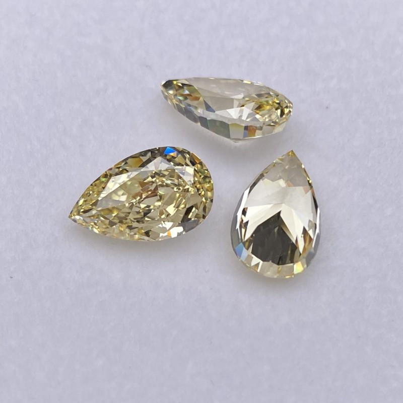 RUIF Jewelry Pear Shape L-Yellow Color Crushed Ice Cutting Cubic Zirconia Stone Hand Make High Carbon CZ Diamond RUIF Jewelry Pear Shape L-Yellow Color Crushed Ice Cutting Cubic Zirconia Stone Hand Make High Carbon CZ Diamond