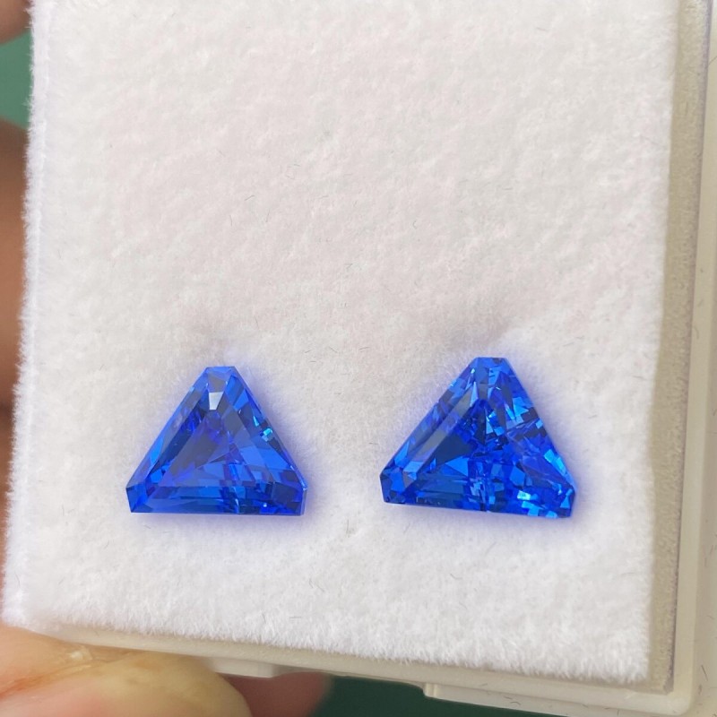 Ruif Jewelry 7.6x10mm Triangle Shape Blue Color Lab Grown Cobalt Spinel Gemstone For Jewelry