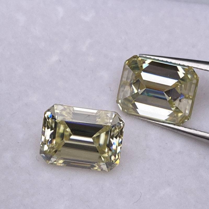 Ruif Jewelry Top Yellow Moissanite Loose Stone Emerald Cut VVS1 GRA Certified Moissanita Gemstones Premium Lab Diamond Stone for Jewelry
