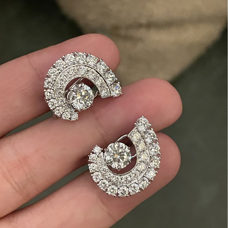 Ruif Jewelry Customized 18k White Gold Lab Grown Diamond Earrings Nautilus Earrings Classic Engagement Band Jewelry 