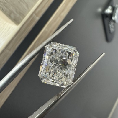 Ruif Jewelry 7.03ct Radiant Cut E VVS2 Lab Grown Diamond with IGI Certificate for DIY Jewelry Making