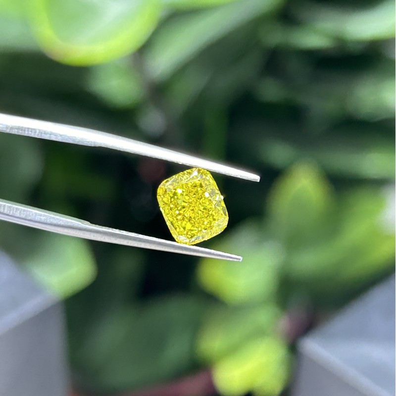Ruif Jewelry Cushion Cut 2.00ct  Fancy ViVid Yellow VS2 EX VG  Lab Grown Diamond HPHT With IGI certificate LG712545154