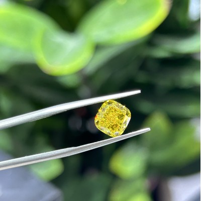 Ruif Jewelry Cushion Cut 2.13ct  Fancy ViVid Yellow VS1 EX EX  Lab Grown Diamond HPHT With IGI certificate LG700527010