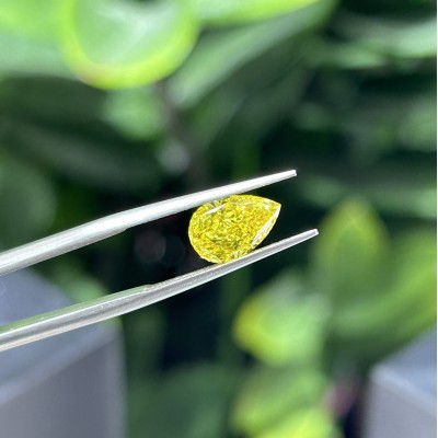 Ruif Jewelry Pear Shape 1.63ct Fancy ViVid Yellow VVS2 EX EX Lab Grown Diamond HPHT Loose Diamond for Jewelry Making