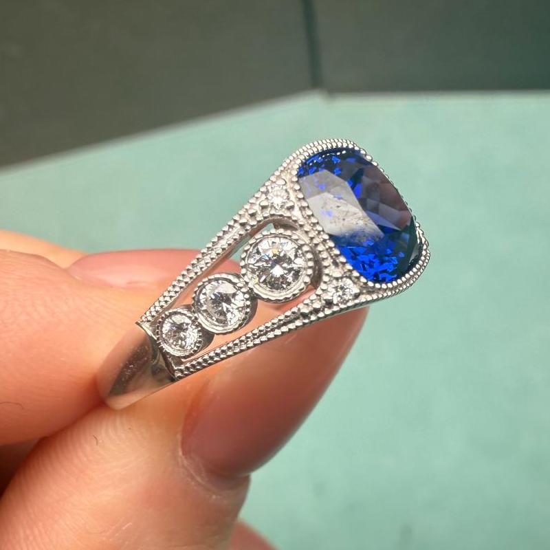 Pirmiana Classic Ring Platinum 8x8mm 3ct Lab Grown Sapphire Engagementring for Women