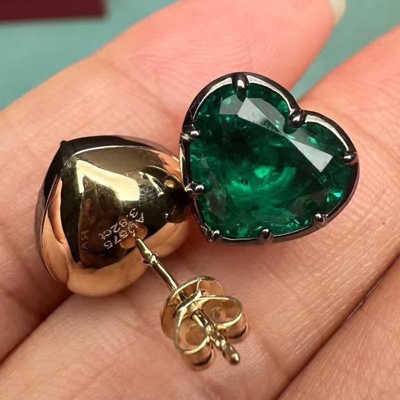 Ruif Jewelry Customized 14k yellow Gold 8ct Lab Grown Emerald Earrings for Women Party Gift Ruif Jewelry Customized 14k yellow Gold 8ct Lab Grown Emerald Earrings for Women Party Gift