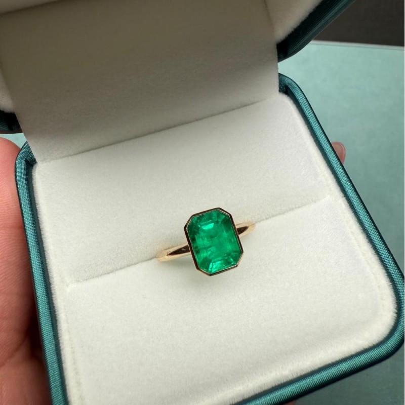 Ruif Jewlery Classic Ring 14K Yellow Gold 7x9mm 2.2ct Lab Grown Emerald Engagementring for Women